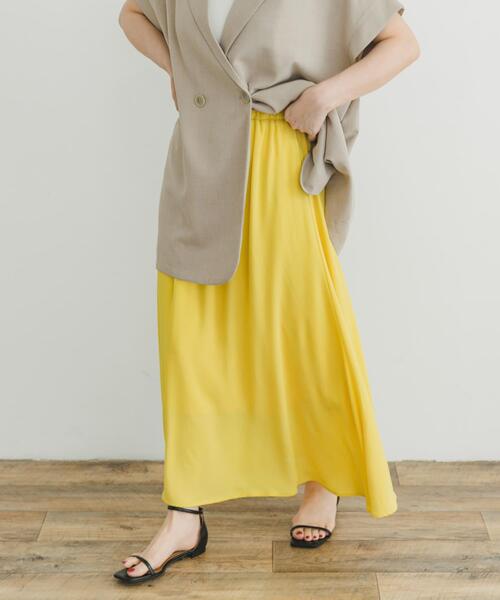 ITEMS URBANRESEARCH(アイテムズ アーバンリサーチ)の「フレアスカート(スカート・レディース・イエロー/ベージュ系その他/ブラック系その他・FREE)」の1枚目の写真