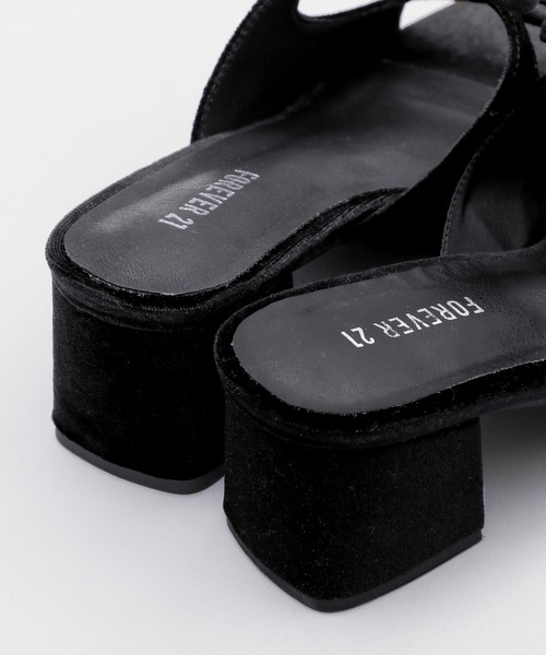 FOREVER 21(フォーエバー トゥエンティーワン)の「【2024SS】ベロアリボンサンダル(サンダル・レディース・ブラック/ブラウン・LARGE/MEDIUM/SMALL)」の8枚目の写真