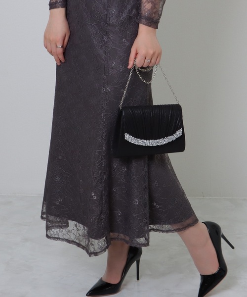Lace Ladies(レースレディース)の「ビジューライン プリーツ フラップ スリム クラッチバッグ(クラッチバッグ・レディース・シルバー/ブラック・FREE)」の10枚目の写真