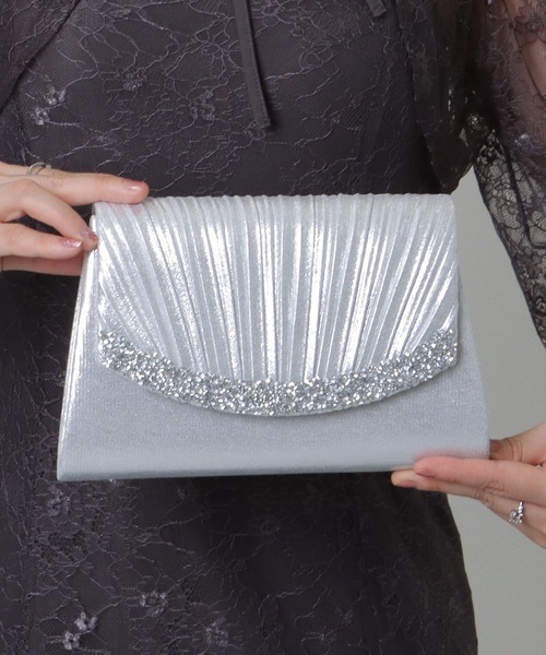 Lace Ladies(レースレディース)の「ビジューライン プリーツ フラップ スリム クラッチバッグ(クラッチバッグ・レディース・シルバー/ブラック・FREE)」の11枚目の写真