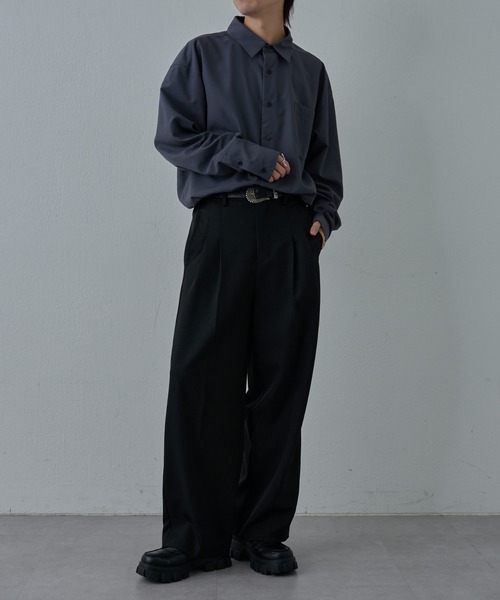 COLONY 2139(コロニートゥーワンスリーナイン)の「コットンライクレギュラーシャツ(シャツ/ブラウス・メンズ・サックスブルー/チャコールグレー/ホワイト・MEDIUM/LARGE/X-LARGE)」の15枚目の写真