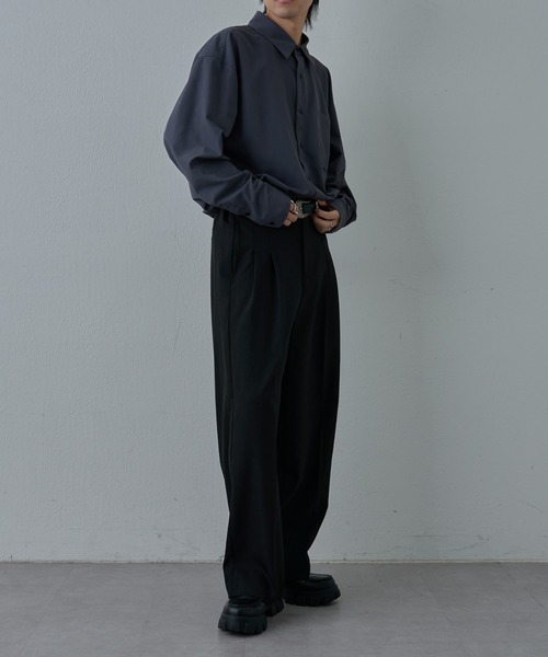 COLONY 2139(コロニートゥーワンスリーナイン)の「コットンライクレギュラーシャツ(シャツ/ブラウス・メンズ・サックスブルー/チャコールグレー/ホワイト・MEDIUM/LARGE/X-LARGE)」の12枚目の写真