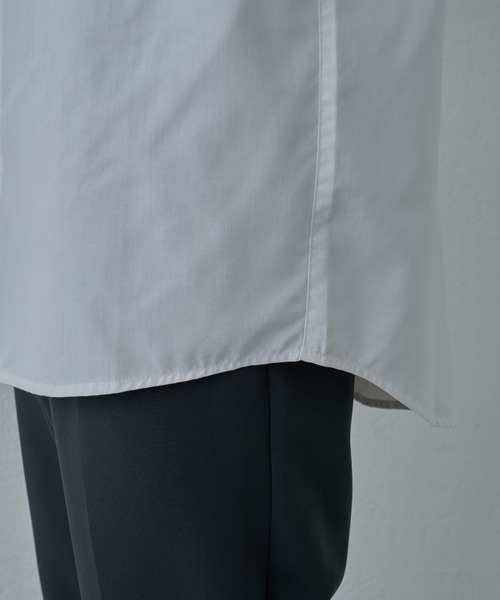 COLONY 2139(コロニートゥーワンスリーナイン)の「コットンライクレギュラーシャツ(シャツ/ブラウス・メンズ・サックスブルー/チャコールグレー/ホワイト・MEDIUM/LARGE/X-LARGE)」の4枚目の写真