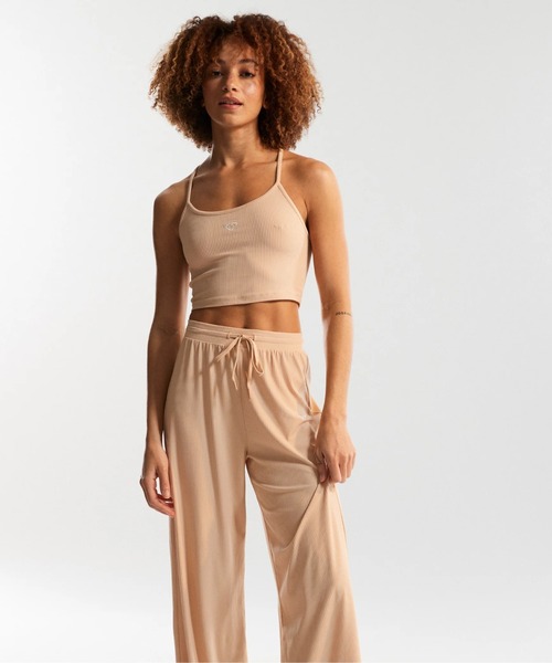 ROXY(ロキシー)の「RISE & VIBE RIB TANK/ロキシー速乾フィットネスタンクトップ(キャミソール・レディース・ベージュ・X-SMALL/SMALL/MEDIUM)」の8枚目の写真