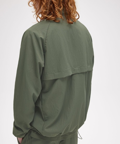FRED PERRY（フレッドペリー）の「Seam Detail Shell Jacket（ナイロンジャケット・メンズ・モスグリーン・M/L）」の11枚目の写真