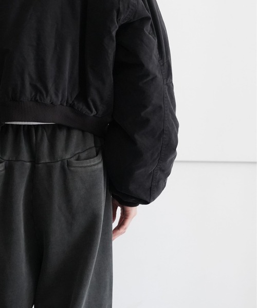 entire studios（エンタイアスタジオ）の「ENTIRE STUDIOS A-4 BOMBER