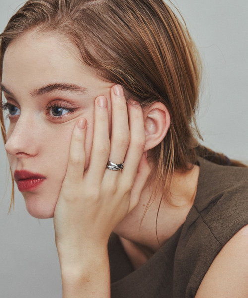 ciite' surgical stainless(シーテサージカルステンレス)の「【 金属アレルギー対応 】 トリプルリング サージカルステンレス(リング・レディース・シルバー×ゴールド/シルバー/ゴールド/ピンクゴールド・9号/13号/7号/15号/4号/11号)」の14枚目の写真