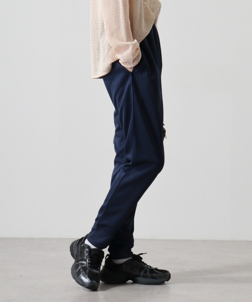 FUNALIVE(ファンアライブ)の「NEVSURF double face jogger pants / ダブルフェイスジョガーパンツ unisex(その他パンツ・メンズ・ダークグリーン/ヘザーチャコール/グレイッシュベージュ/ネイビー/ブラック/杢グレー・L/XL/M)」の9枚目の写真