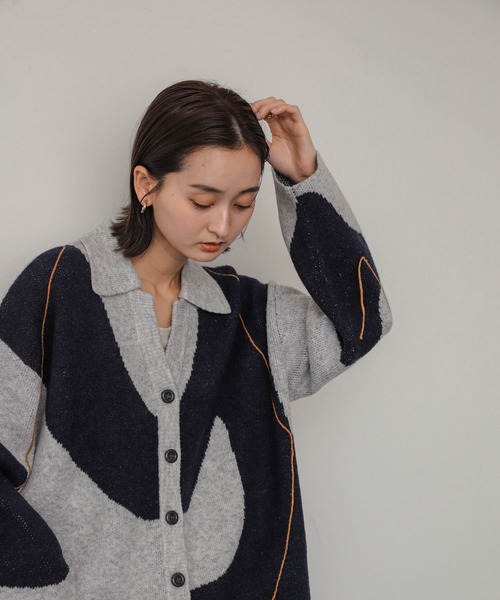 SENSE OF PLACE by URBAN RESEARCH（センスオブプレイスバイアーバンリサーチ）の「ニュアンスパターンステッチカーディガン（カーディガン/ボレロ・レディース・ブルー系その他/ホワイト系その他/グレー系その他・ONE）」の20枚目の写真