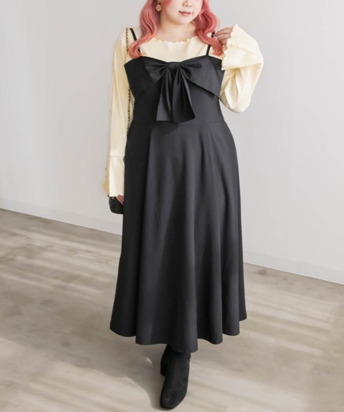 CLETTE(クレット)の「ボタン付きフレアスリーブプルオーバー(Tシャツ/カットソー・レディース・ブラック/チャコールグレー/アイボリー・LL/3L/4L)」の12枚目の写真