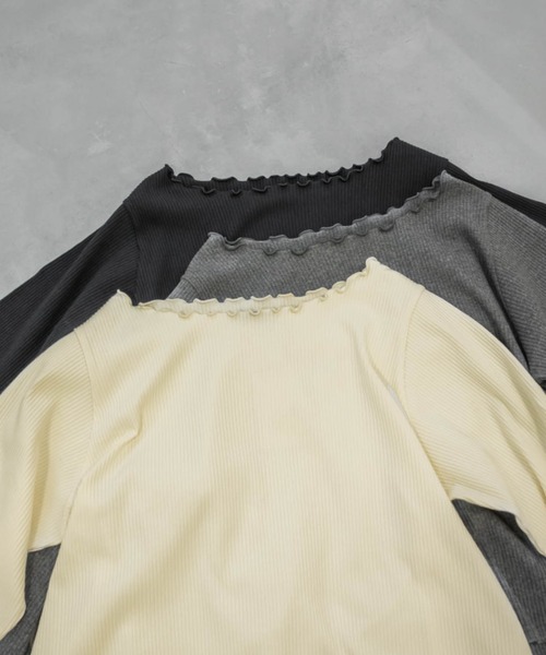 CLETTE(クレット)の「ボタン付きフレアスリーブプルオーバー(Tシャツ/カットソー・レディース・ブラック/チャコールグレー/アイボリー・LL/3L/4L)」の15枚目の写真