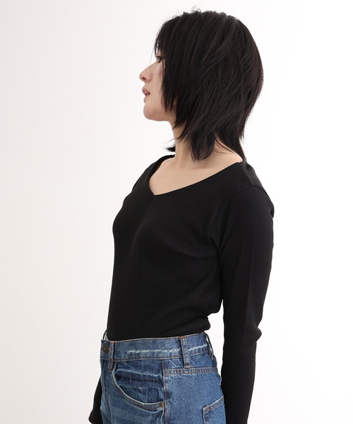 ElegChic(エレグシック)の「2×2リブVネックトップスロンT(Tシャツ/カットソー・レディース・ベージュ/オフホワイト/杢グレー/ブラック/カーキ・M/L/XL/4L/3L)」の7枚目の写真