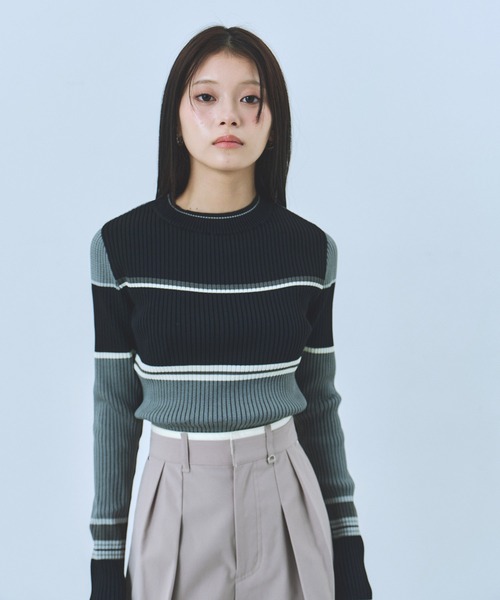 UNITED TOKYO（ユナイテッドトウキョウ）の「ミックススイッチングニット｜ウォッシャブル/オフィスカジュアル/細見え/秋服/冬服（ニット/セーター・レディース・ブラック系その他/ブラウン・FREE）」の5枚目の写真