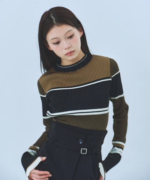 UNITED TOKYO（ユナイテッドトウキョウ）の「ミックススイッチングニット｜ウォッシャブル/オフィスカジュアル/細見え/秋服/冬服（ニット/セーター・レディース・ブラック系その他/ブラウン・FREE）」の13枚目の写真