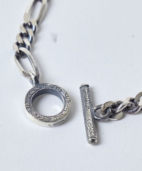 ANTIDOTE BUYERS CLUB(アンチドートバイヤーズクラブ)の「【Antidote BUYERS CLUB/アンチドートバイヤーズクラブ】Figaro Wide Chain Bracelet(ブレスレット・メンズ・シルバー・M)」の4枚目の写真