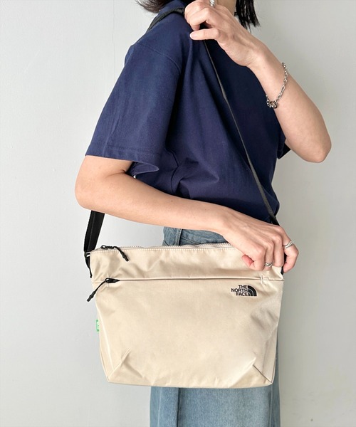 セール】国内未発売 THE NORTH FACE(ザ・ノースフェイス)/ロゴ