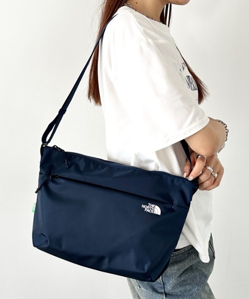 THE NORTH FACE（ザノースフェイス）の「国内未発売 THE NORTH FACE(ザ・ノースフェイス)/ロゴプリント ショルダーバッグ クロスバッグ/SP CROSS BAG M（ショルダーバッグ・レディース・クリーム/カーキ/ブラック/ネイビー/ブラウン・FREE）」の15枚目の写真