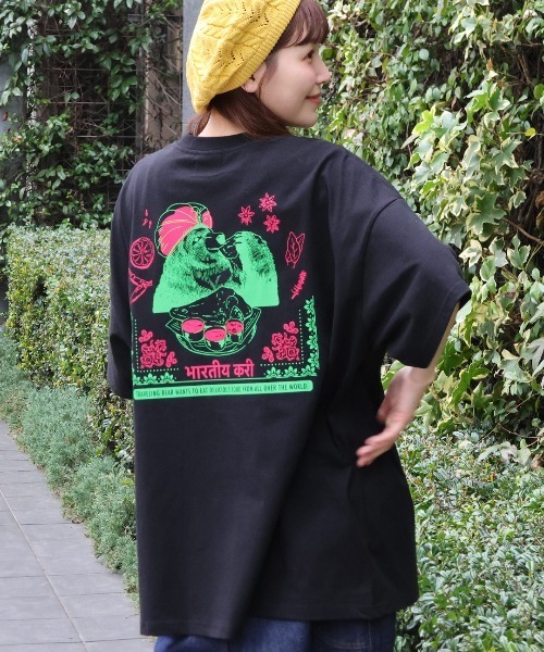 titicaca - にい インドカリーベアTシャツ【ユニセックス】（Tシャツ/カットソー