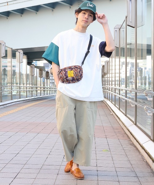 チチカカ(チチカカ)の「インドカリーベアTシャツ【ユニセックス】(Tシャツ/カットソー・レディース・ブラック/マルチ・FREE)」の7枚目の写真