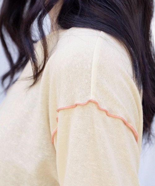 Doux Belle(ドゥーベル)の「バイカラートップス(Tシャツ/カットソー・レディース・ブルー/サーモンピンク/ベージュ・MEDIUM)」の14枚目の写真