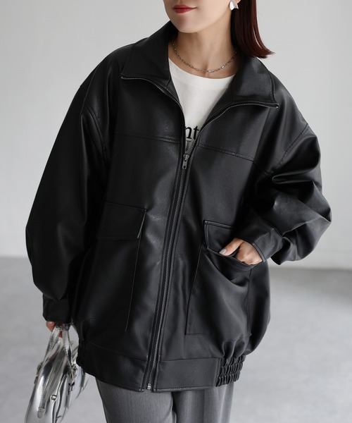 Riberry(リベリー)の「スタンドオーバーサイズ合皮ブルゾン(ブルゾン・レディース・ブラック/ブラウン・MEDIUM)」の6枚目の写真