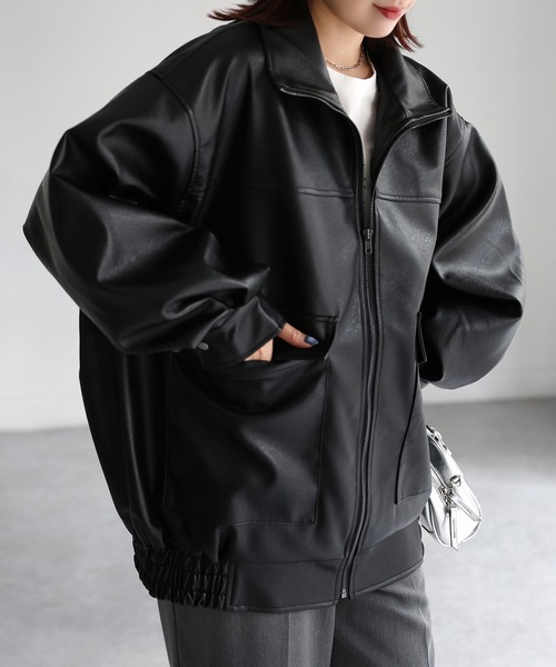 Riberry(リベリー)の「スタンドオーバーサイズ合皮ブルゾン(ブルゾン・レディース・ブラック/ブラウン・MEDIUM)」の8枚目の写真