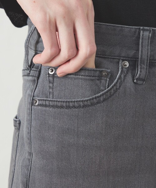 CAST:(キャストコロン)の「【美シルエット】クロップドストレッチデニム(デニムパンツ・レディース・ブラック・L/XS/M/S)」の11枚目の写真