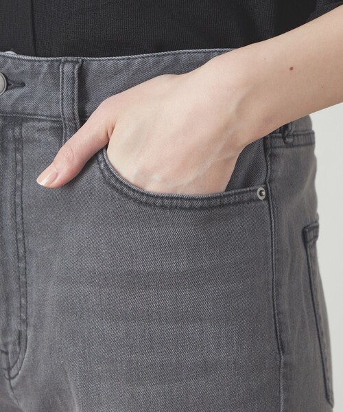 CAST:(キャストコロン)の「【美シルエット】クロップドストレッチデニム(デニムパンツ・レディース・ブラック・L/XS/M/S)」の12枚目の写真