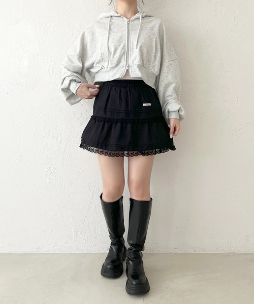 apres jour(アプレジュール)の「リボンレースフリルミニスカート(スカート・レディース・ブラック/ホワイト・フリー/X-LARGE)」の14枚目の写真