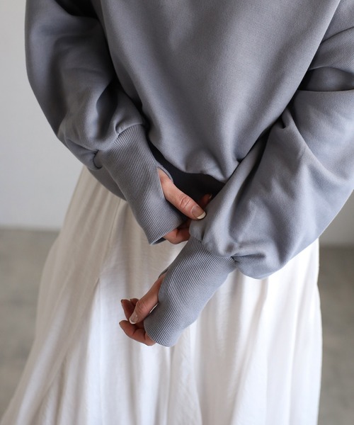 フィンガーホール付きオフショルスウェット（スウェット）｜Bonjour