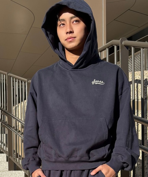 Glanss(グランス)の「Glanss logo sweat parker(パーカー・メンズ・ネイビー/グレー・MEDIUM/LARGE)」の2枚目の写真