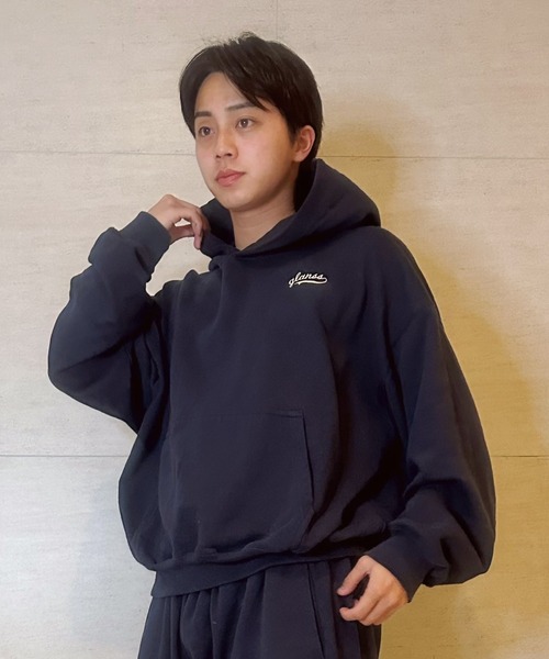 Glanss(グランス)の「Glanss logo sweat parker(パーカー・メンズ・ネイビー/グレー・MEDIUM/LARGE)」の17枚目の写真