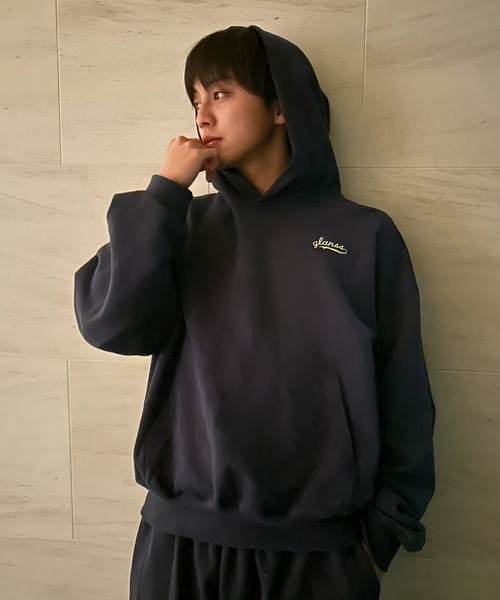 Glanss(グランス)の「Glanss logo sweat parker(パーカー・メンズ・ネイビー/グレー・MEDIUM/LARGE)」の3枚目の写真