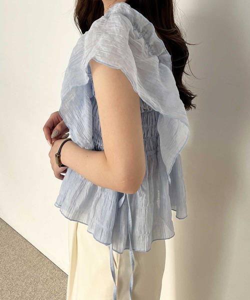 nelliy.（ネルリー）の「フリルシャーリングシアーブラウス（シャツ/ブラウス・レディース・アイボリー/ブルー/ベージュ・LARGE/MEDIUM）」の6枚目の写真