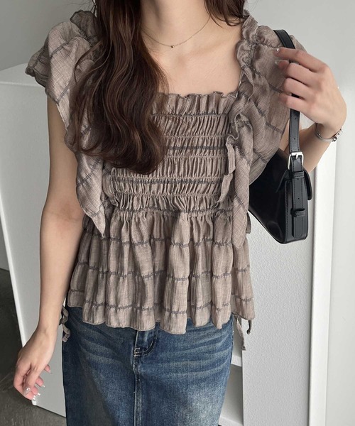 nelliy.（ネルリー）の「フリルシャーリングシアーブラウス（シャツ/ブラウス・レディース・アイボリー/ブルー/ベージュ・LARGE/MEDIUM）」の13枚目の写真