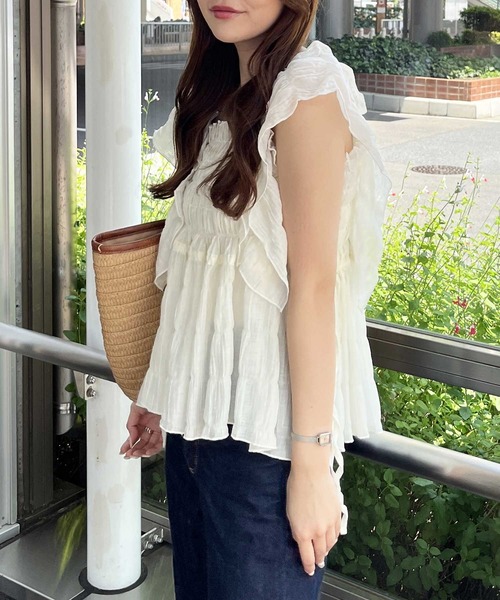 nelliy.（ネルリー）の「フリルシャーリングシアーブラウス（シャツ/ブラウス・レディース・アイボリー/ブルー/ベージュ・LARGE/MEDIUM）」の19枚目の写真