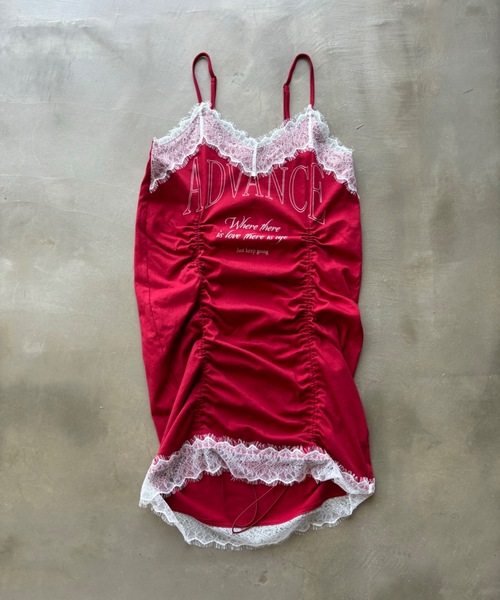 SHAGGIE(シャギー)の「レース付きシャーリングワンピース(ワンピース・レディース・レッド/ブラック/カーキ・FREE)」の17枚目の写真