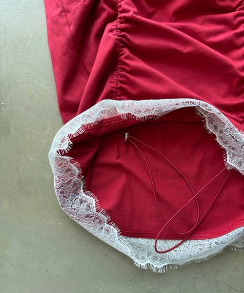 SHAGGIE(シャギー)の「レース付きシャーリングワンピース(ワンピース・レディース・レッド/ブラック/カーキ・FREE)」の19枚目の写真