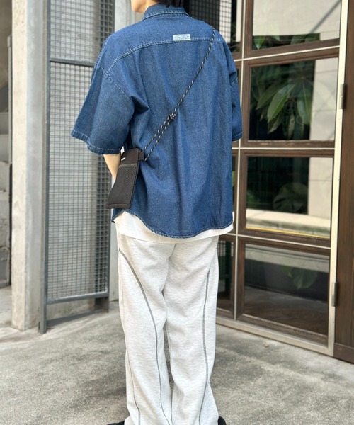 link lot（リンクロット）の「ルーズシルエットダブルポケットデニムシャツ（シャツ/ブラウス・メンズ・インディゴブルー/サックスブルー・L/M）」の8枚目の写真