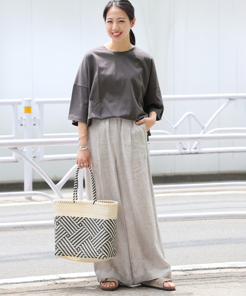 JOURNAL STANDARD relume（ジャーナルスタンダード　レリューム）の「《追加》タックコクーンプルオーバー（Tシャツ/カットソー・レディース・ブラック系その他/ホワイト/ライトグレー/モスグリーン・FREE）」の5枚目の写真