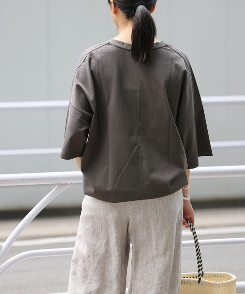 JOURNAL STANDARD relume（ジャーナルスタンダード　レリューム）の「《追加》タックコクーンプルオーバー（Tシャツ/カットソー・レディース・ブラック系その他/ホワイト/ライトグレー/モスグリーン・FREE）」の10枚目の写真