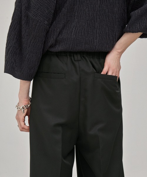 EMMA CLOTHES（エマクローズ）の「バルーンシルエット ディープタックワイドパンツ（スラックス・メンズ・ブラック系/ブラック/ライトグレー/ナチュラル/グレー系・S/M/L）」の22枚目の写真