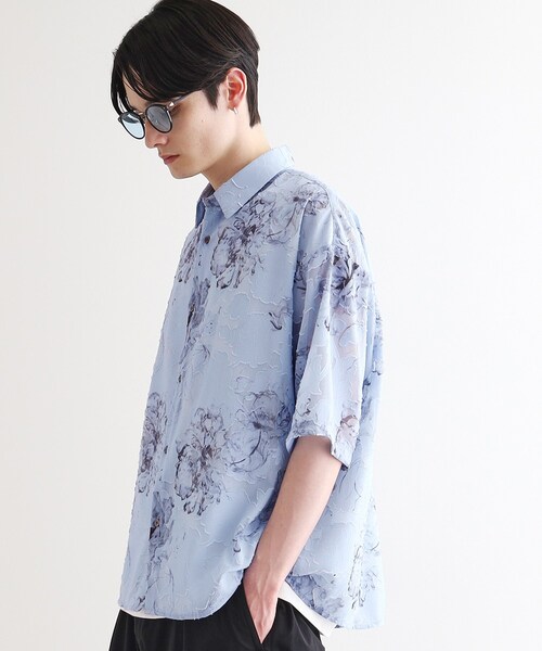 tk.TAKEO KIKUCHI(ティーケータケオキクチ)の「シアージャカードフラワーシャツ(シャツ/ブラウス・メンズ・ホワイト系4/ブラック系3/ブルー系3・02/03)」の9枚目の写真