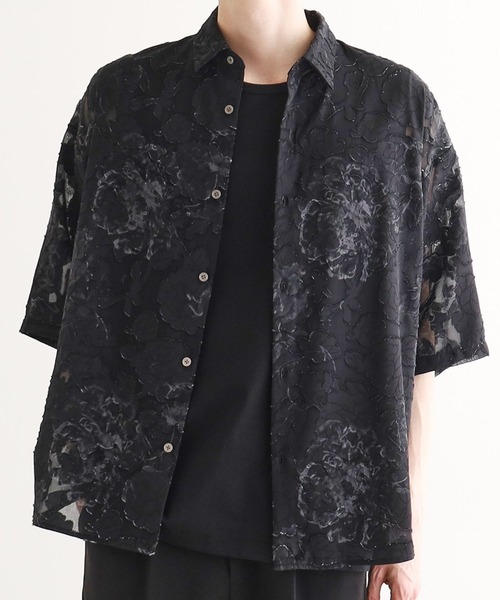 tk.TAKEO KIKUCHI(ティーケータケオキクチ)の「シアージャカードフラワーシャツ(シャツ/ブラウス・メンズ・ホワイト系4/ブラック系3/ブルー系3・02/03)」の3枚目の写真