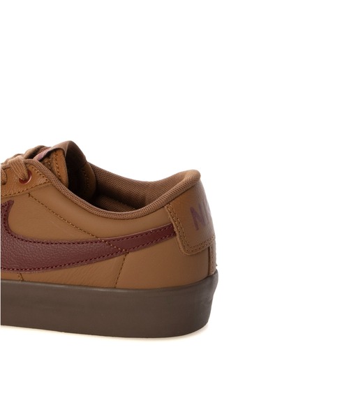 NIKE SB(ナイキエスビー)の「NIKE SB/ナイキエスビー メンズ スニーカー スケシュー スケートボード SB BLAZER LOW PRO GT ブレーザー DV1226-001 スケートボード(スニーカー・メンズ・ブラック×ブルー/ブラウン・25.5cm/25.0cm/24.5cm/24.0cm/23.5cm/23.0cm/28.0cm/26.5cm/29.0cm/27.5cm/26.0cm/27.0cm/28.5cm)」の15枚目の写真
