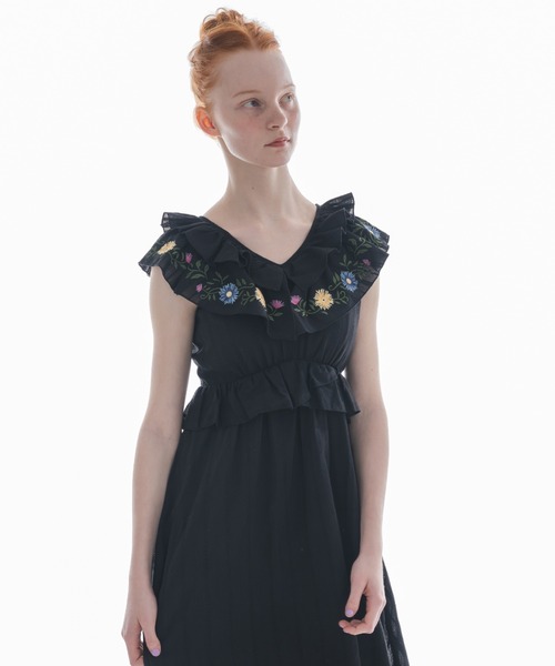 dium Flower embroidery one piece Mサイズ dium. | Flower embroidery one piece 柔らかなホワイト
