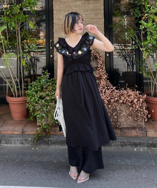 dium. Flower embroidery one piece Mサイズ dium Flower embroidery one piece Mサイズ