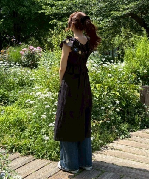 ワンピース dium. Flower embroidery one piece dium. | Flower embroidery one piece 柔らかなホワイト