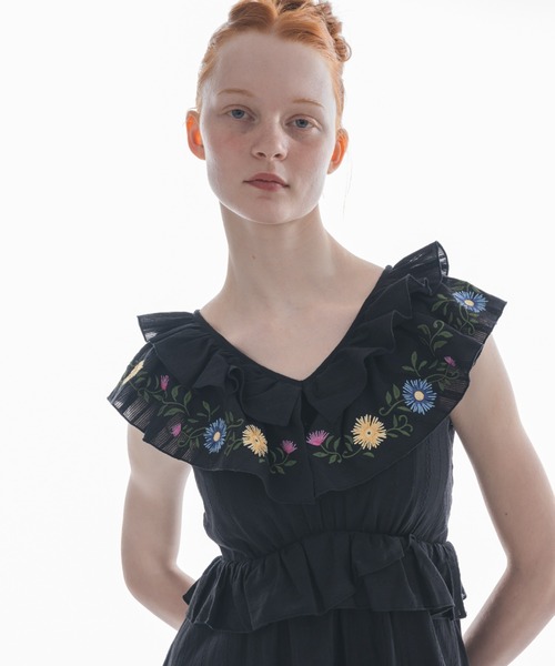 dium. Flower embroidery one piece Mサイズ dium Flower embroidery one piece Mサイズ dium. | Flower