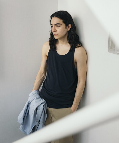 FREAK'S STORE（フリークスストア）の「FREAK’S STORE/フリークスストア AIRDRY 高機能素材 リブ編み タンクトップ/エアドライ ポリエステル/吸水速乾/遮熱性/UVカット（タンクトップ・メンズ・チャコールグレー/ブラック/ホワイト・SMALL/LARGE/MEDIUM）」の9枚目の写真